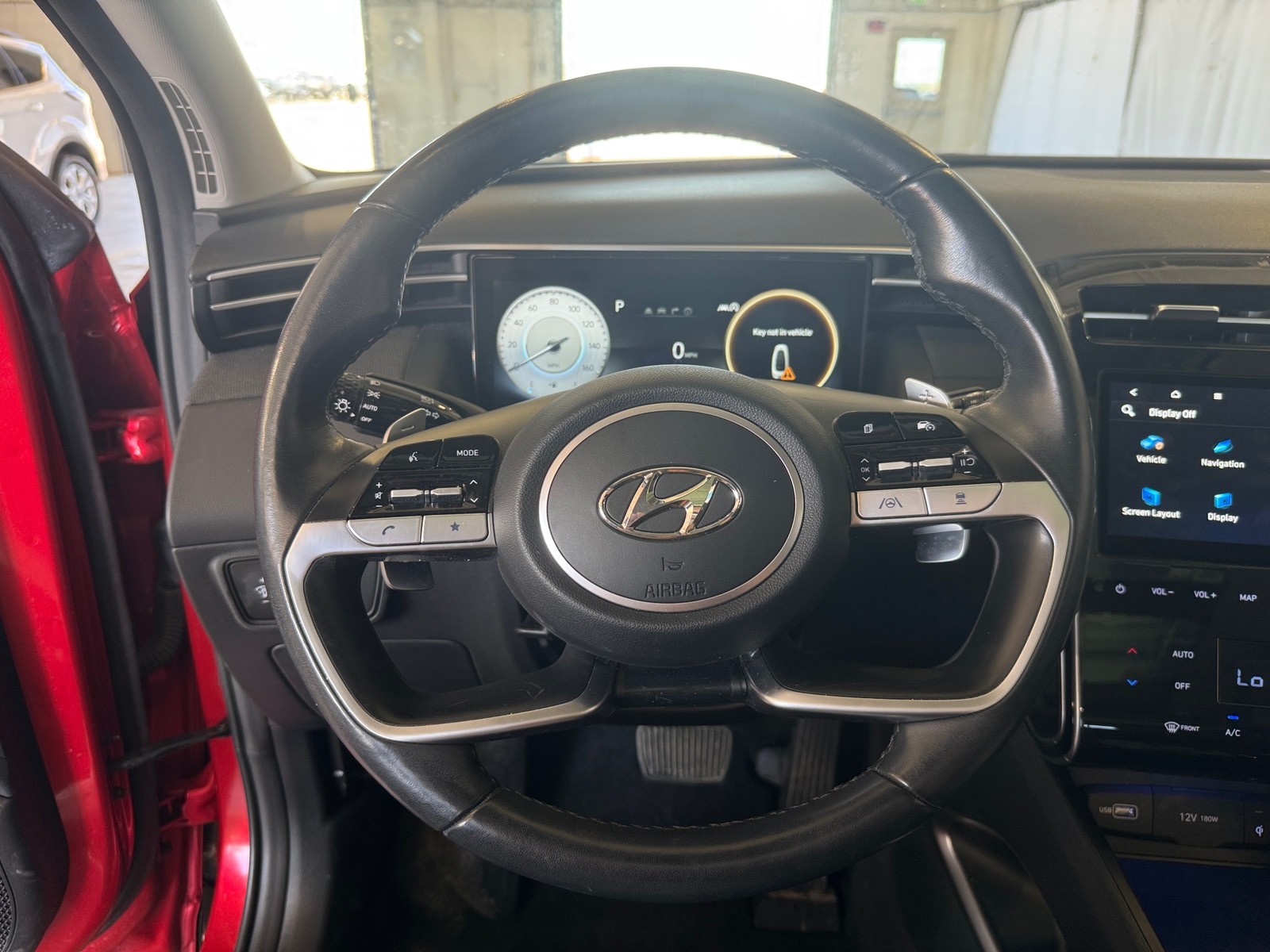 Thumbnail: 2022 Hyundai Tucson - 4