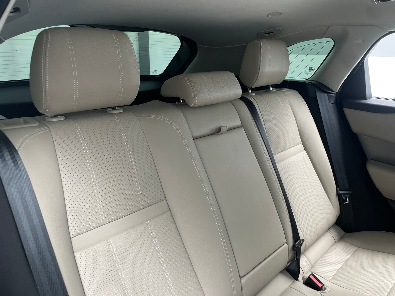 Thumbnail: 2021 Land Rover Range Rover Velar - 5