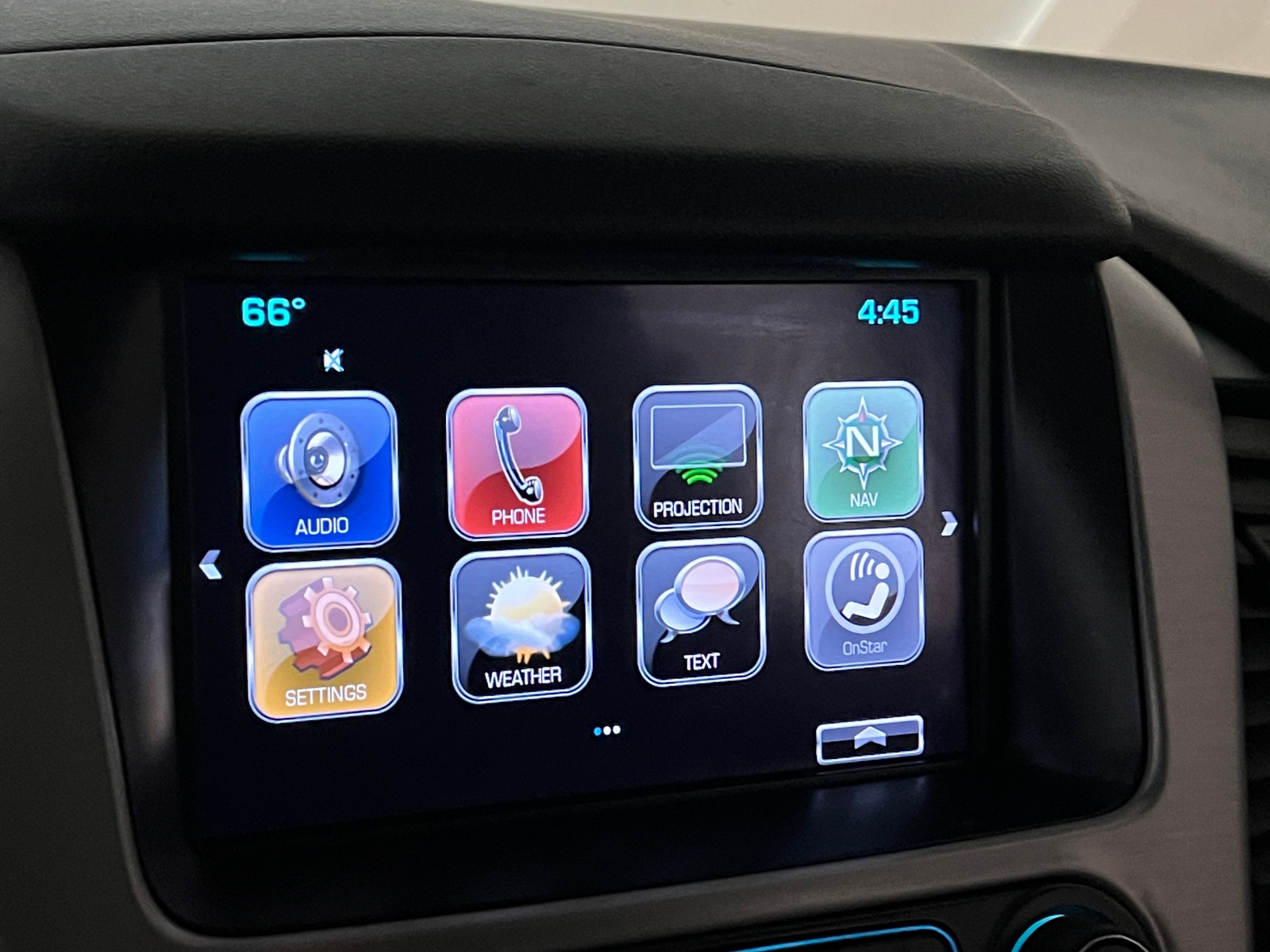 Thumbnail: 2017 GMC Yukon - 3
