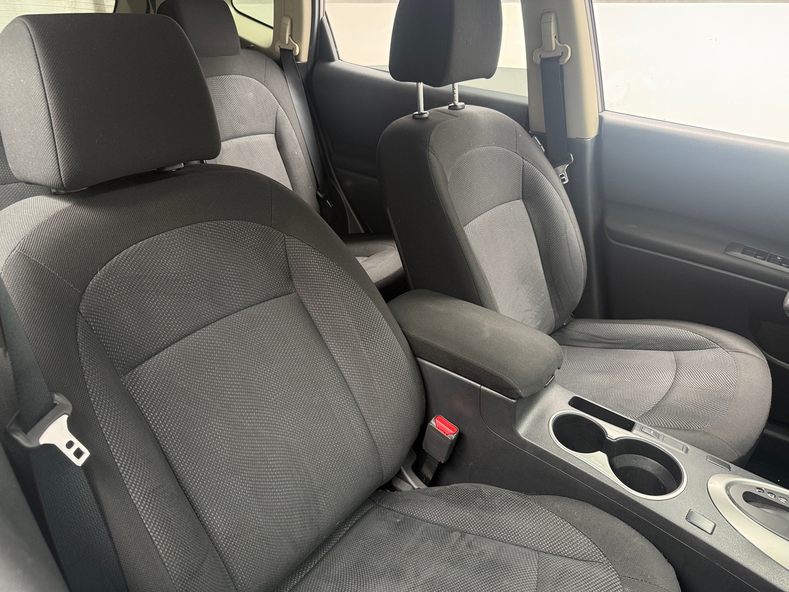 Thumbnail: 2012 Nissan Rogue - 2