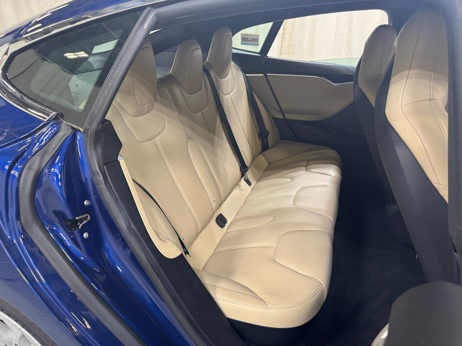 Thumbnail: 2016 Tesla Model S - 6