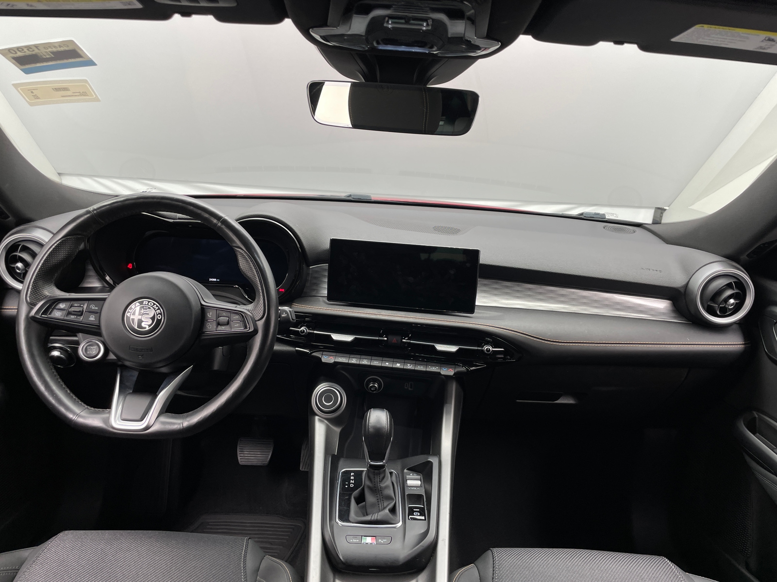 Thumbnail: 2024 Alfa Romeo Tonale - 3