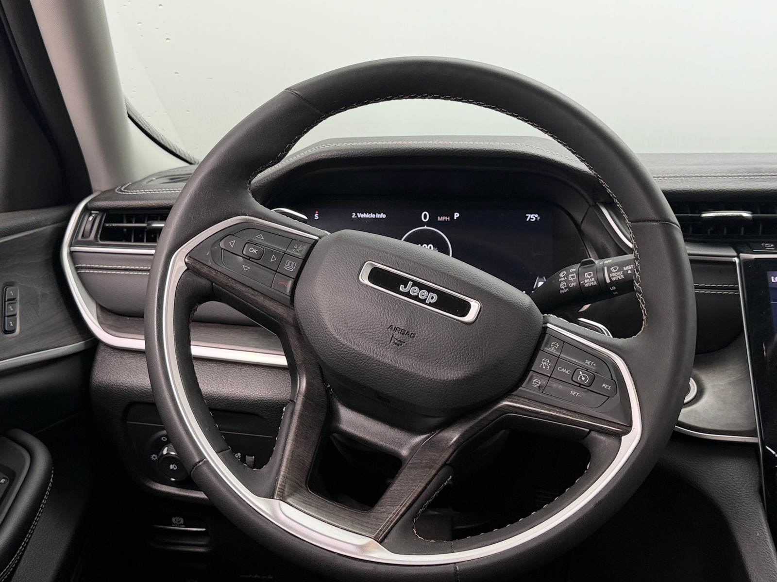 Thumbnail: 2024 Jeep Grand Cherokee - 4