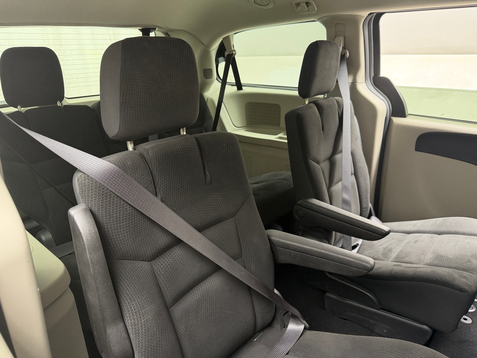Thumbnail: 2019 Dodge Grand Caravan - 6