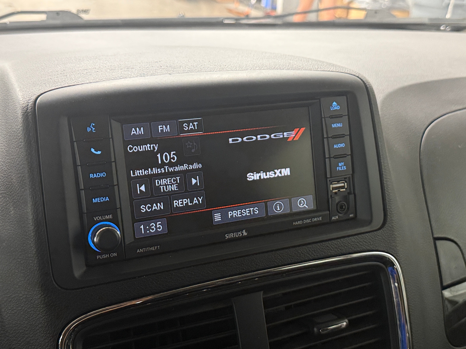 Thumbnail: 2019 Dodge Grand Caravan - 4