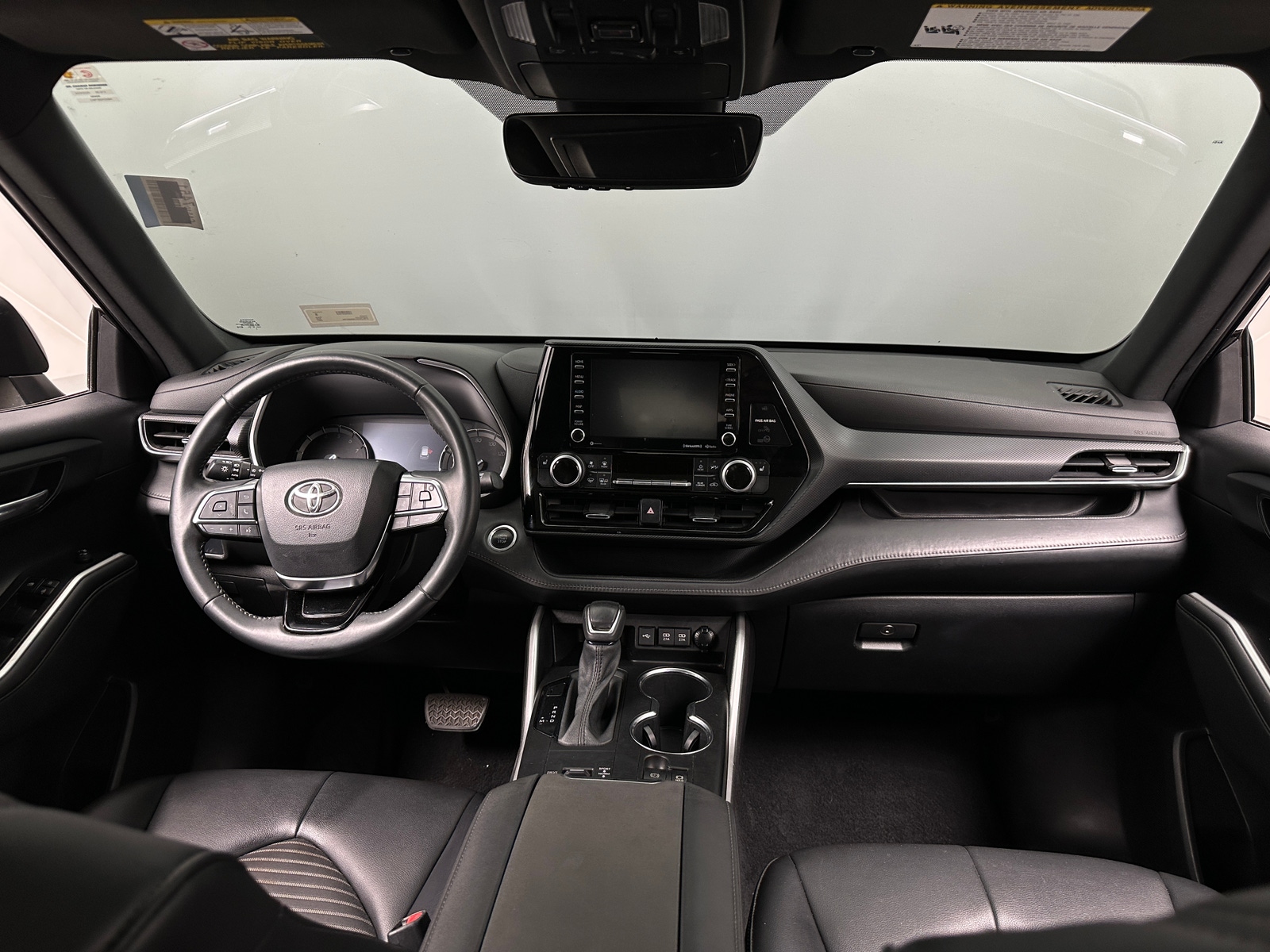 Thumbnail: 2021 Toyota Highlander - 3
