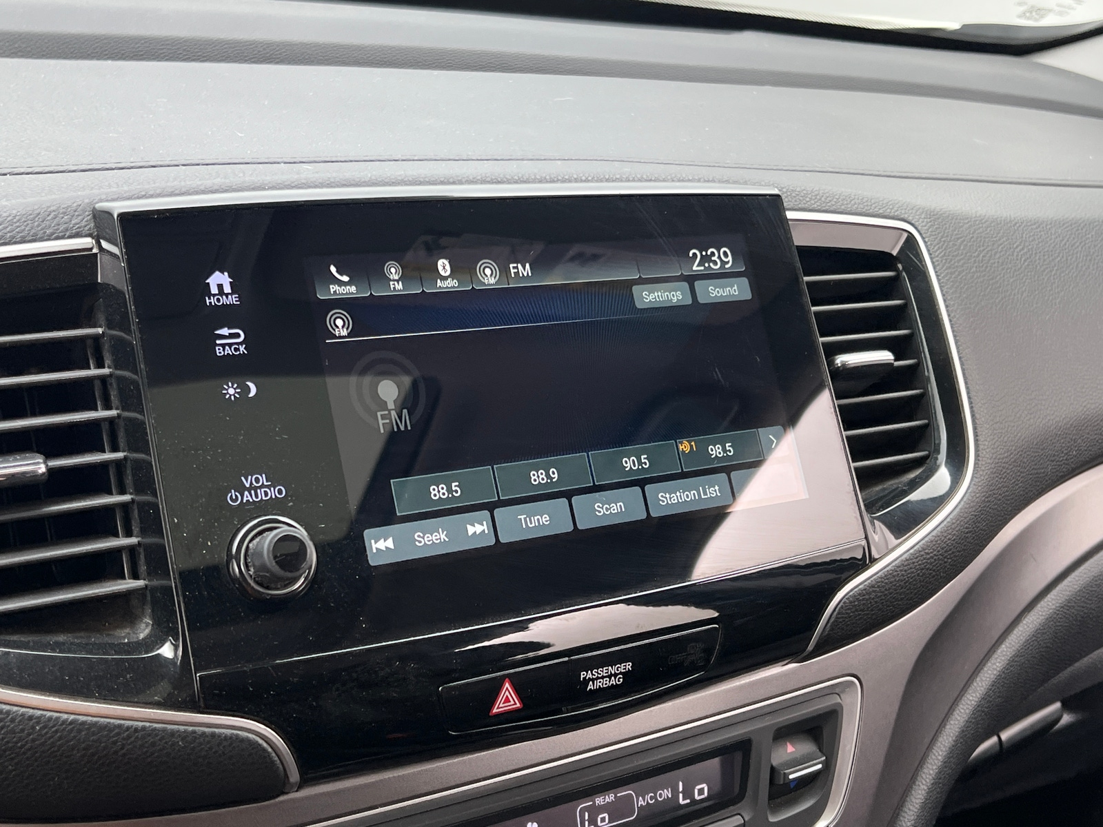 Thumbnail: 2019 Honda Pilot - 3