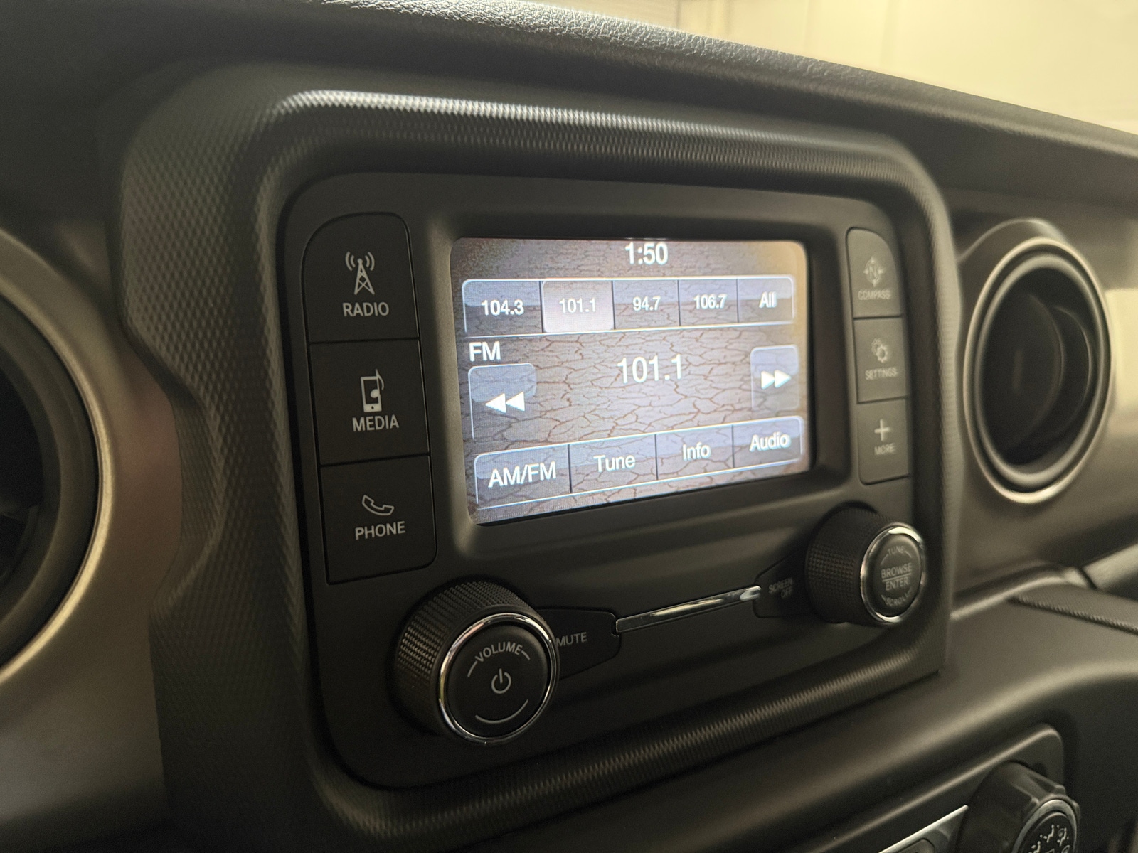 Thumbnail: 2018 Jeep Wrangler - 4