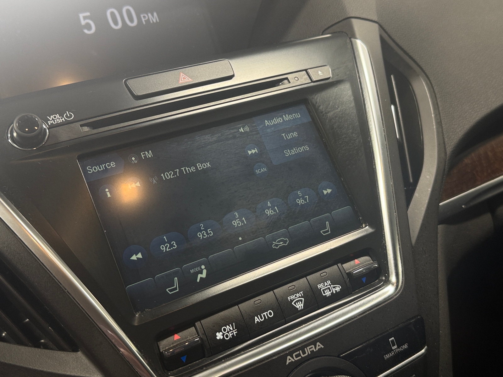Thumbnail: 2019 Acura MDX - 3