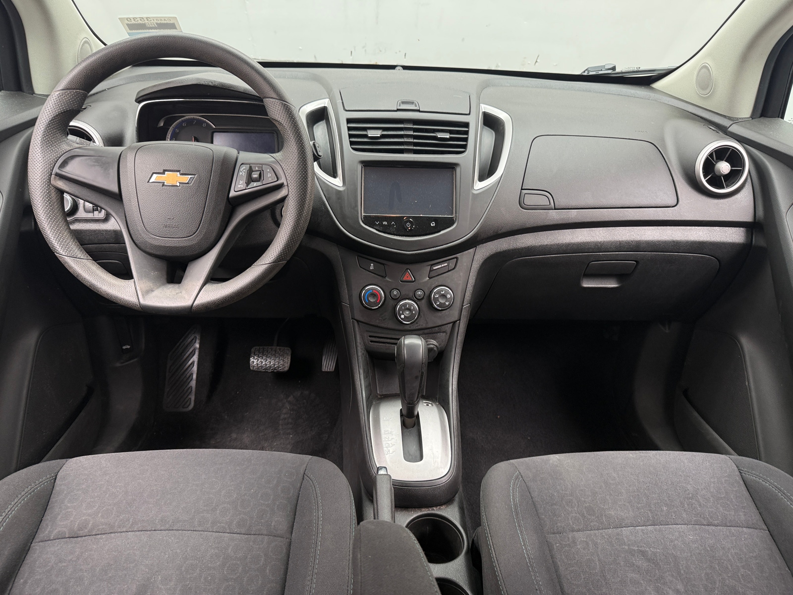 Thumbnail: 2016 Chevrolet Trax - 3