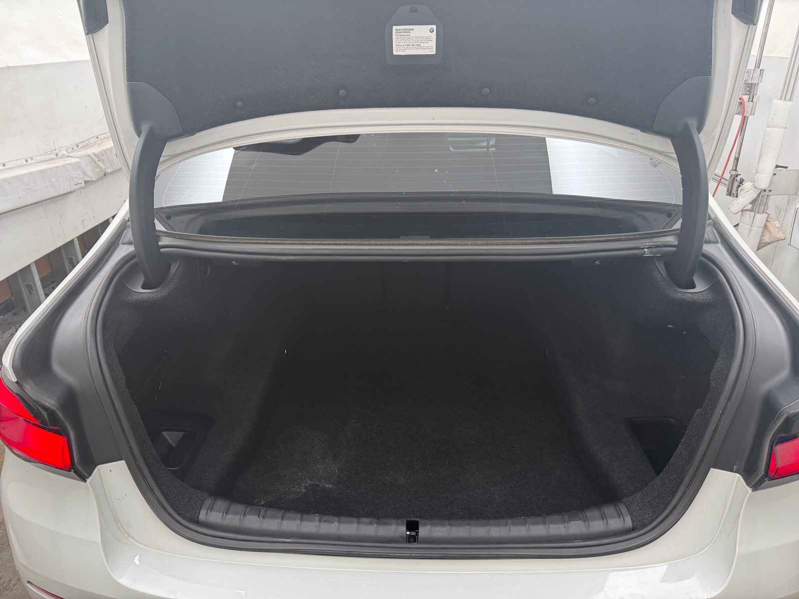 Thumbnail: 2023 BMW 5 Series - 6