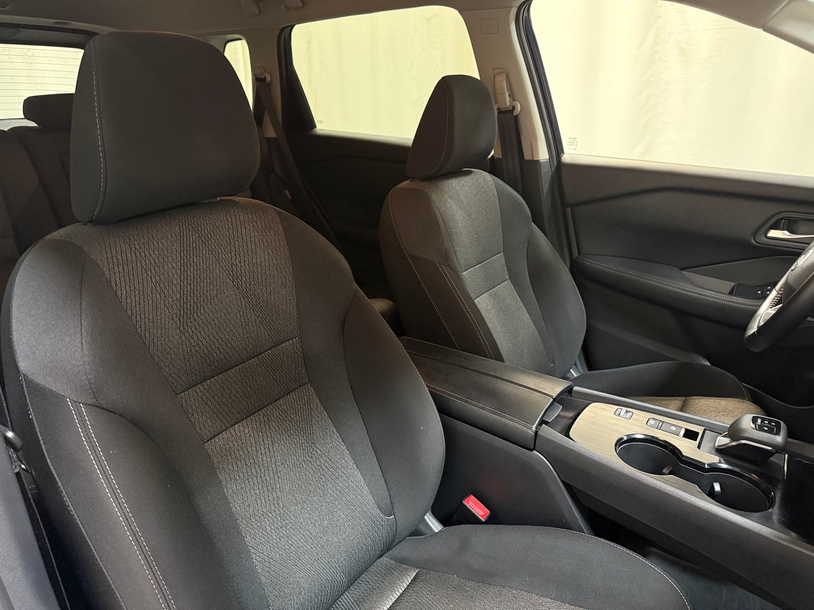 Thumbnail: 2025 Nissan Rogue - 2