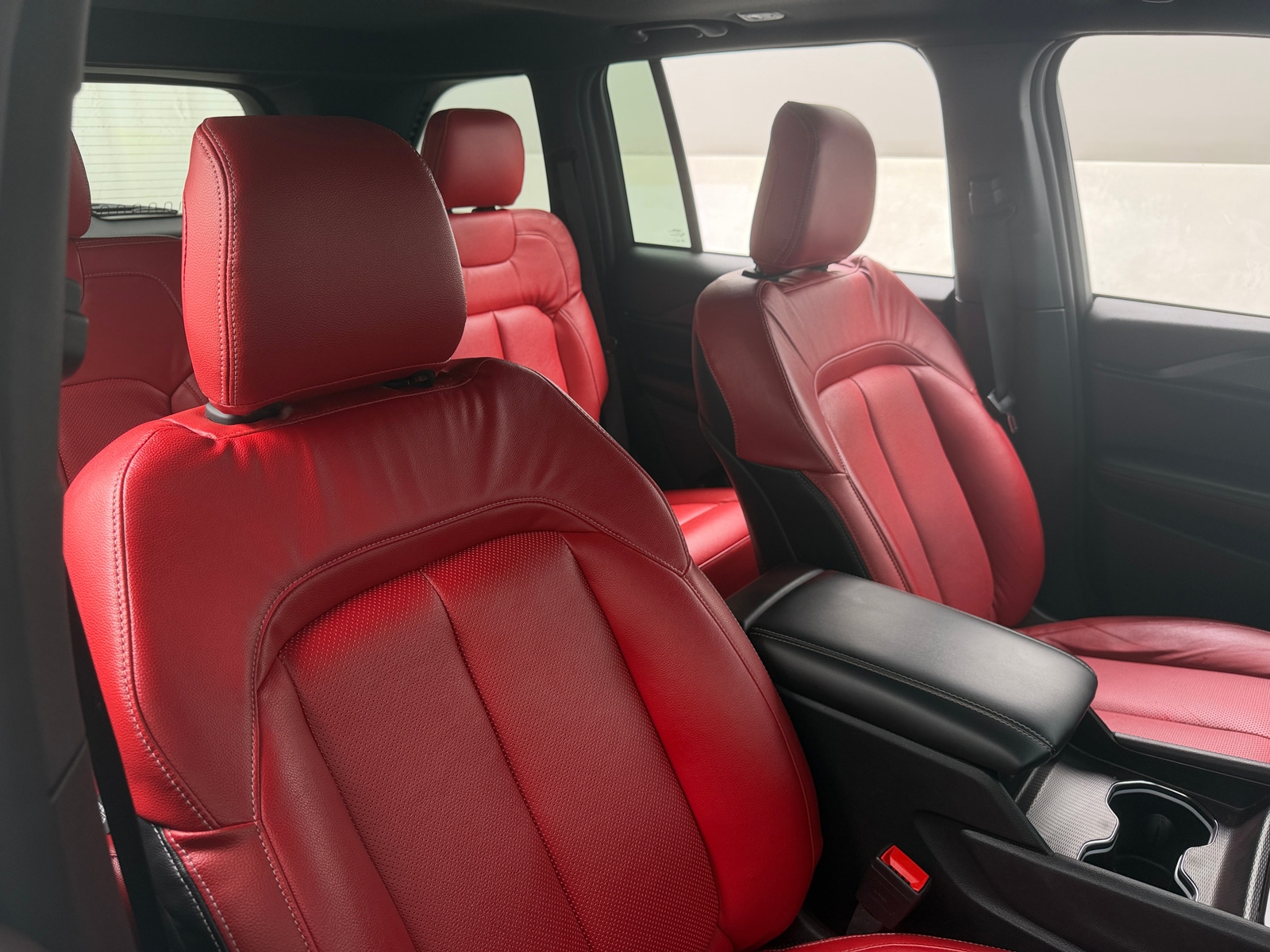 Thumbnail: 2024 Jeep Grand Cherokee - 2