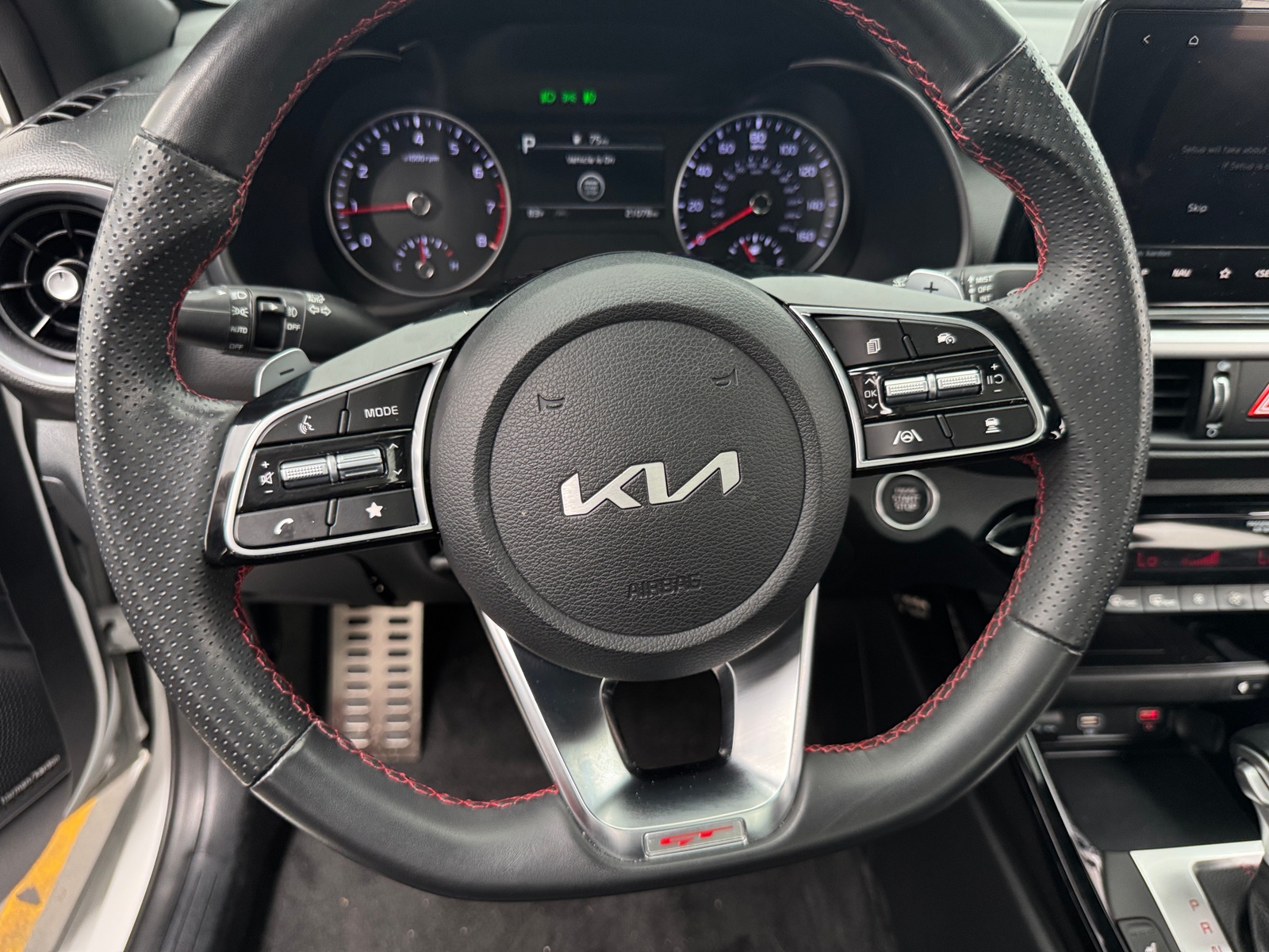 Thumbnail: 2024 Kia Forte - 4