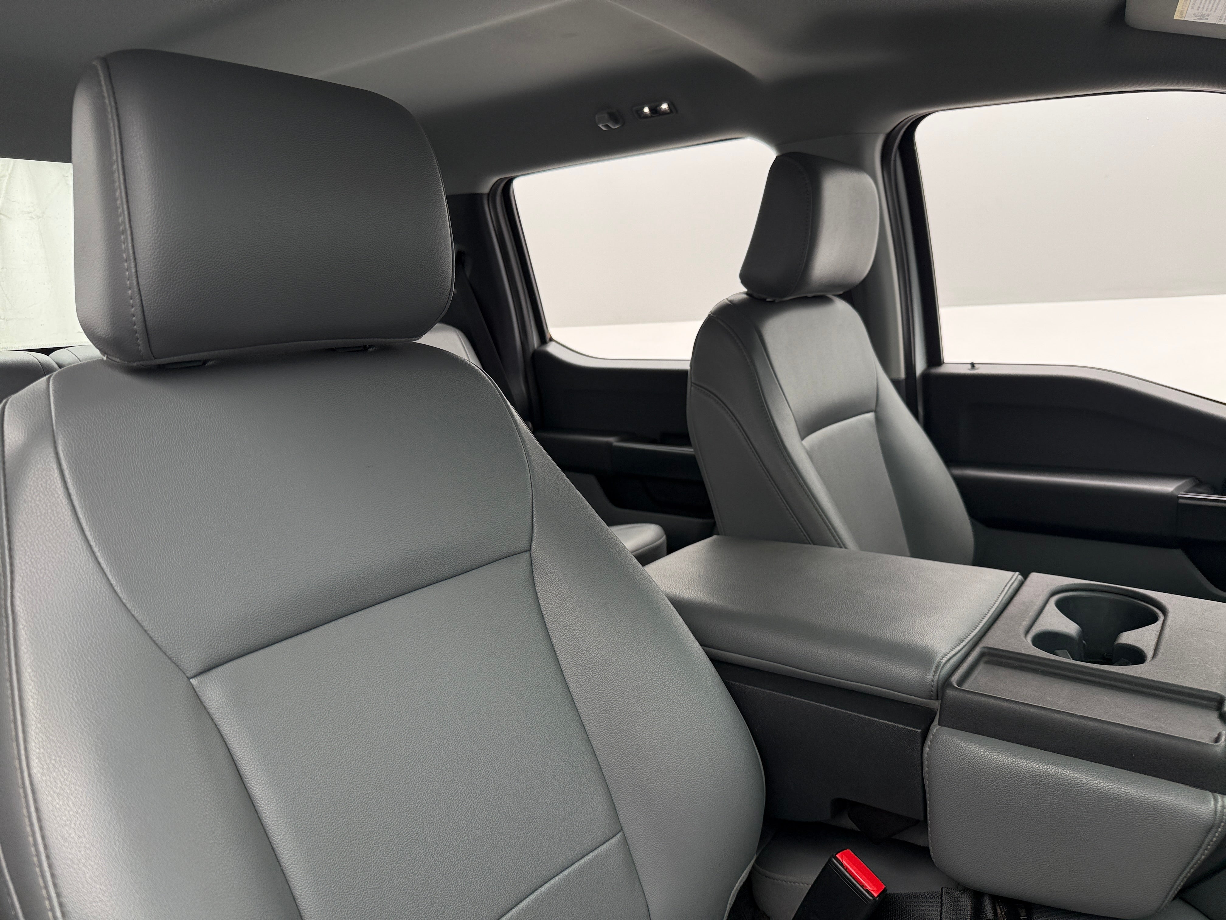 2022 Ford F-150 XL - Photo 3