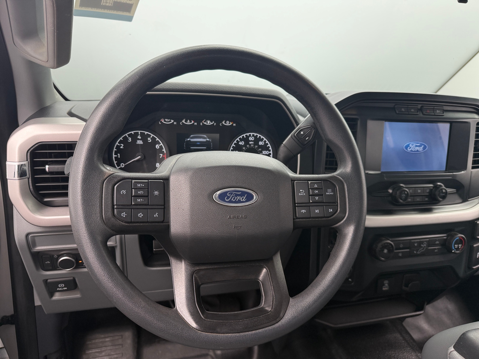 Thumbnail: 2022 Ford Econoline - 5