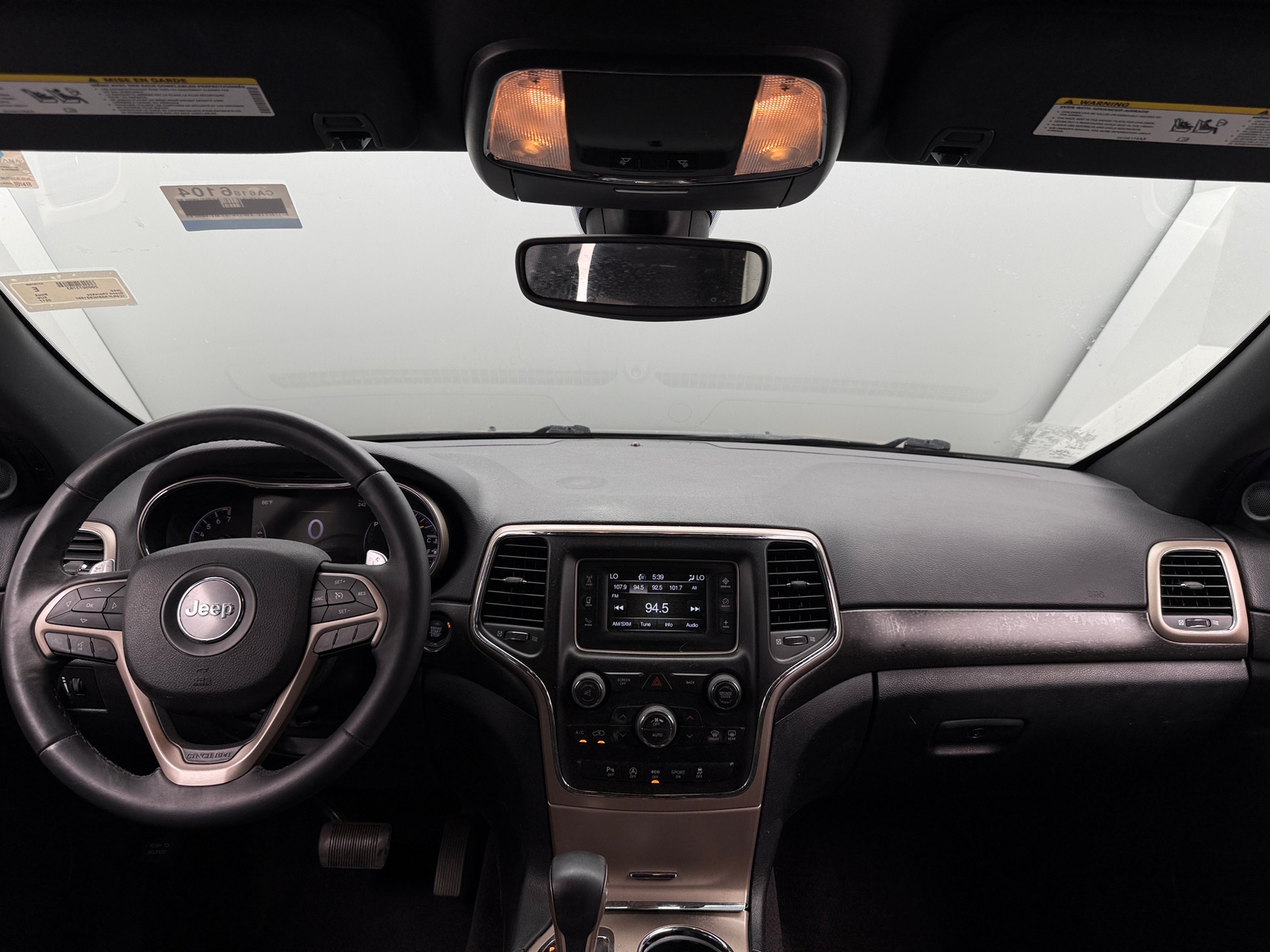 Thumbnail: 2017 Jeep Grand Cherokee - 3