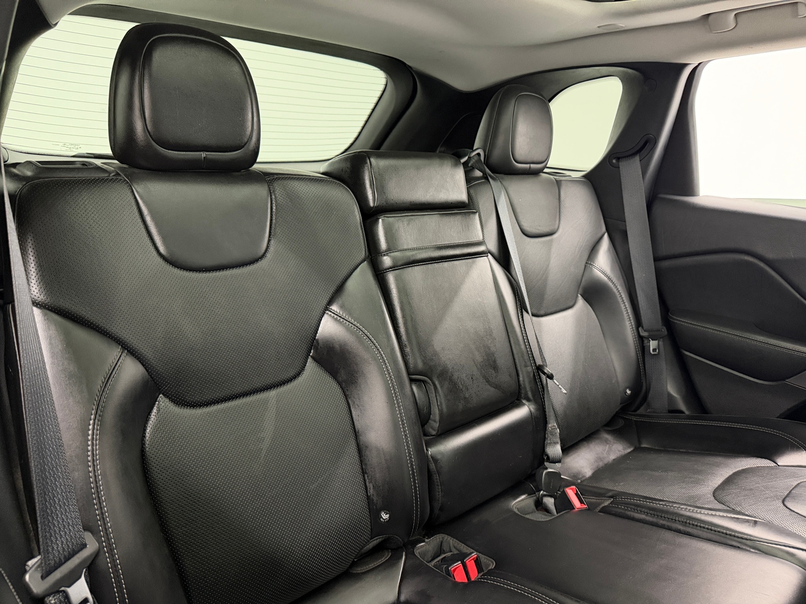 Thumbnail: 2019 Jeep Cherokee - 5