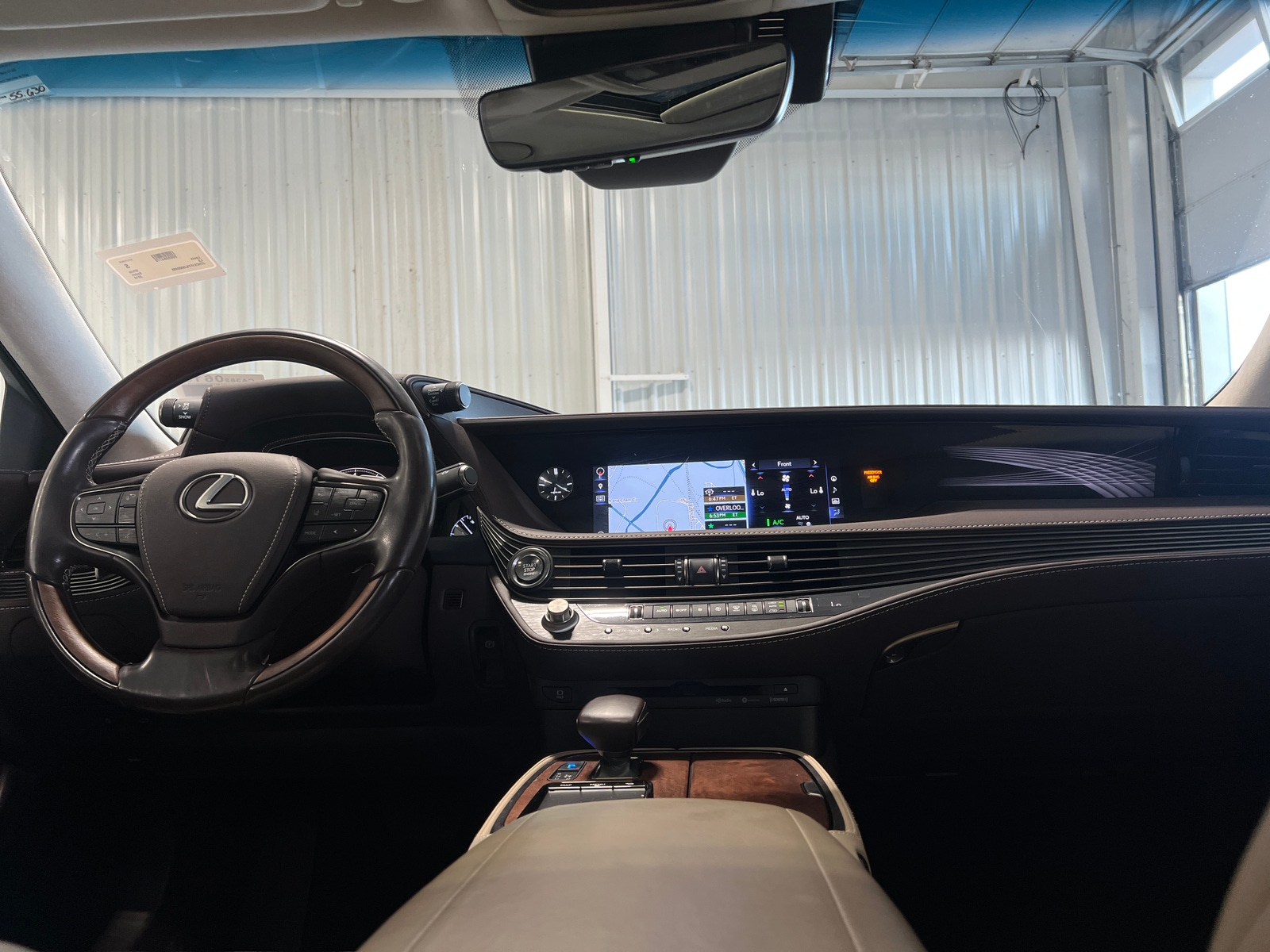 Thumbnail: 2018 Lexus LS - 3