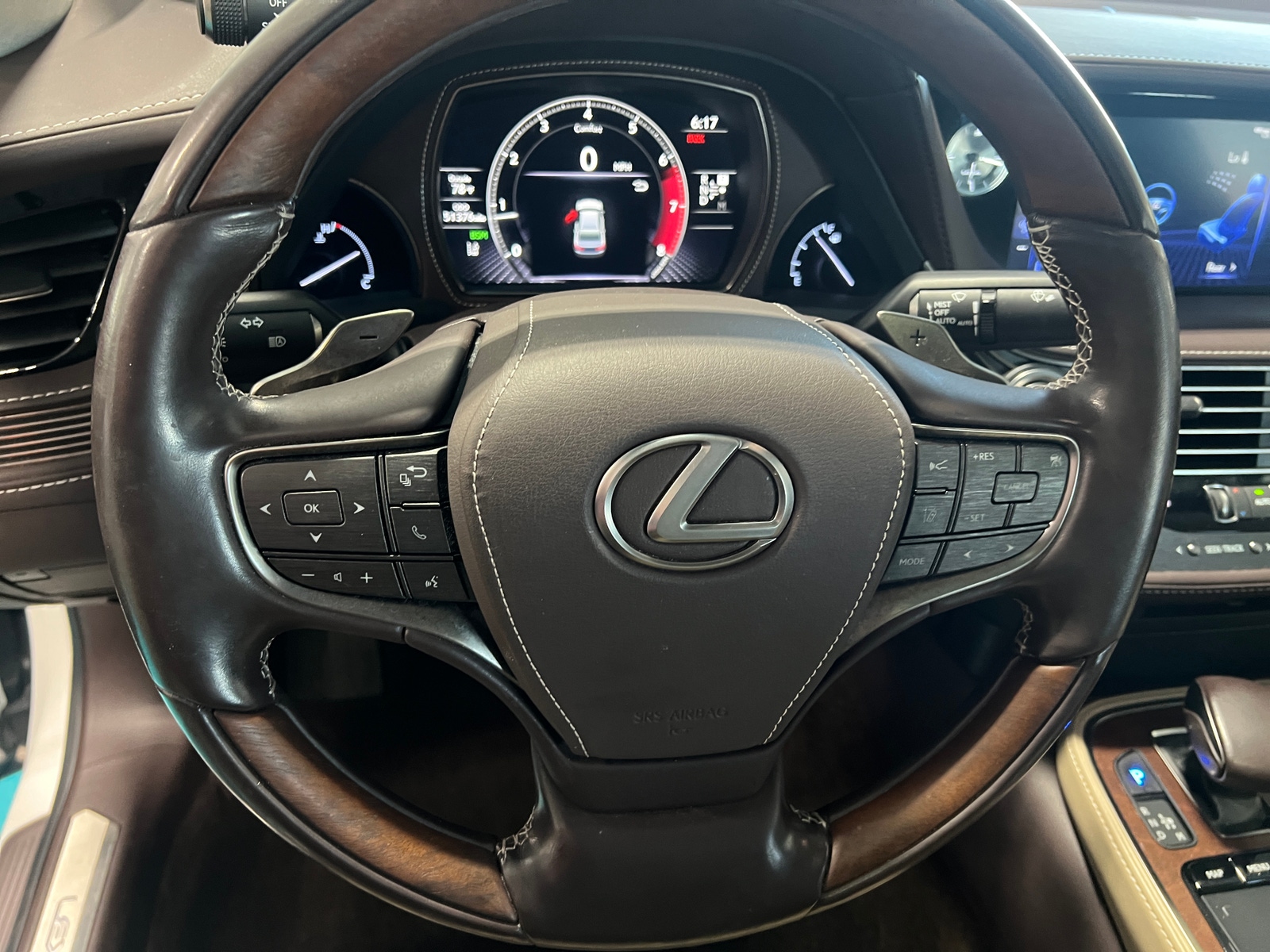 Thumbnail: 2018 Lexus LS - 5