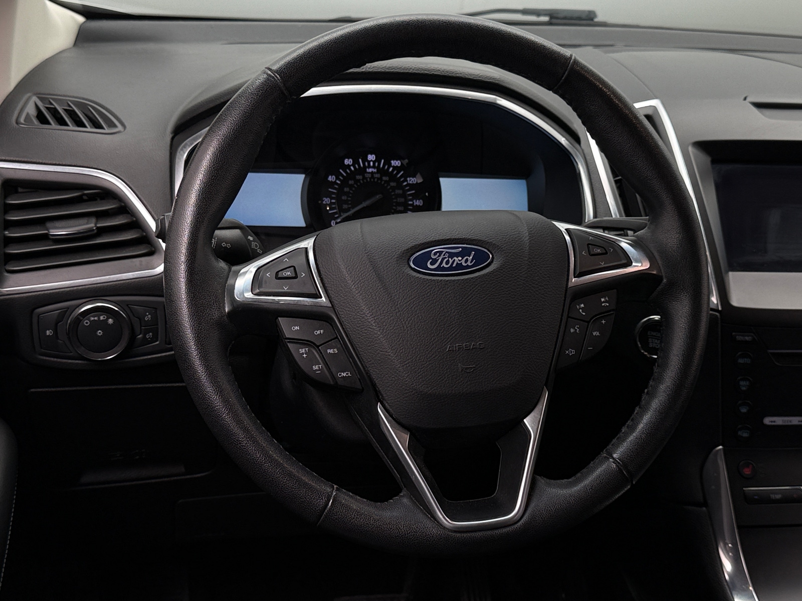 Thumbnail: 2019 Ford Edge - 4