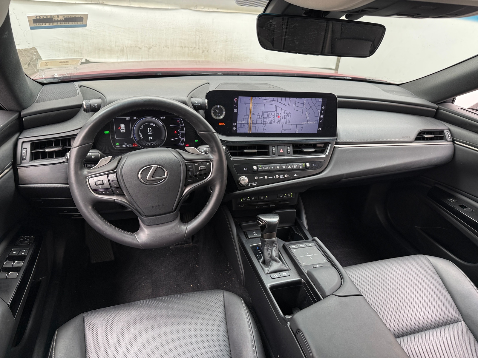 Thumbnail: 2022 Lexus ES - 2