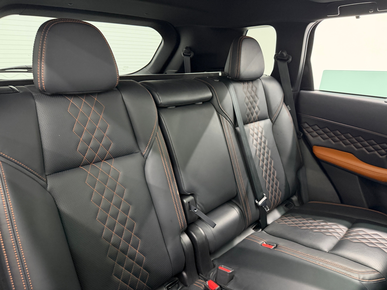 Thumbnail: 2023 Mitsubishi Outlander - 5