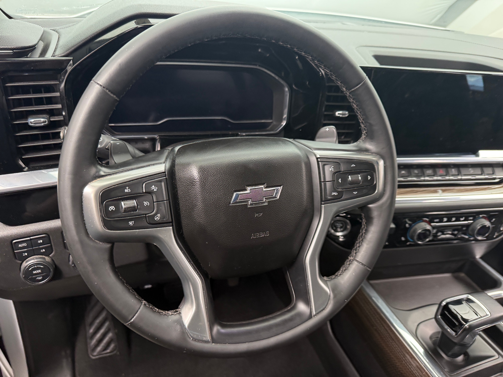 Thumbnail: 2023 Chevrolet Silverado 1500 - 5