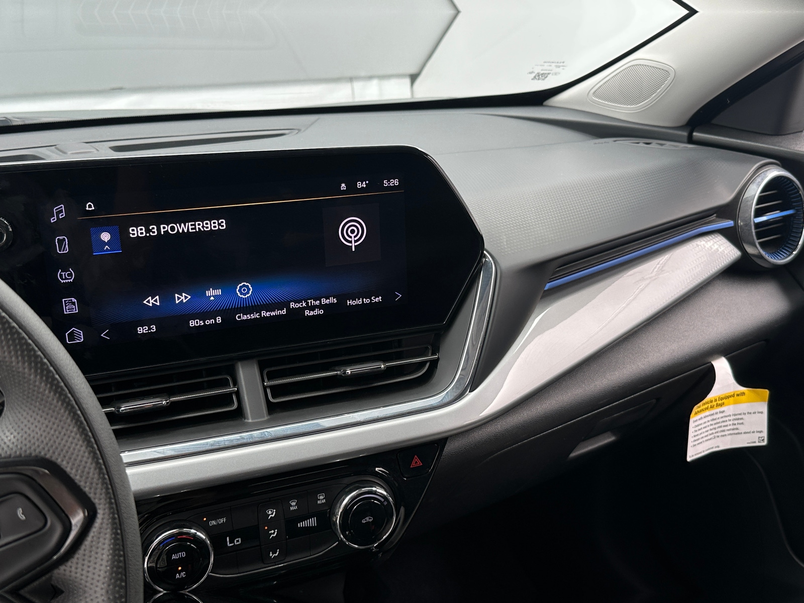 Thumbnail: 2025 Chevrolet Trax - 3