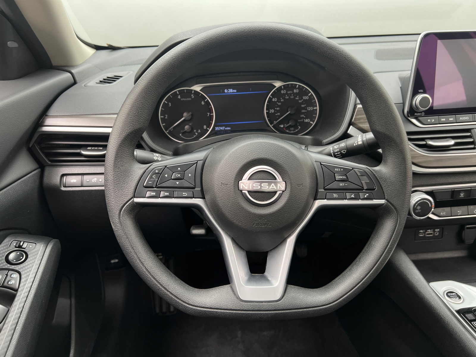Thumbnail: 2025 Nissan Altima - 5