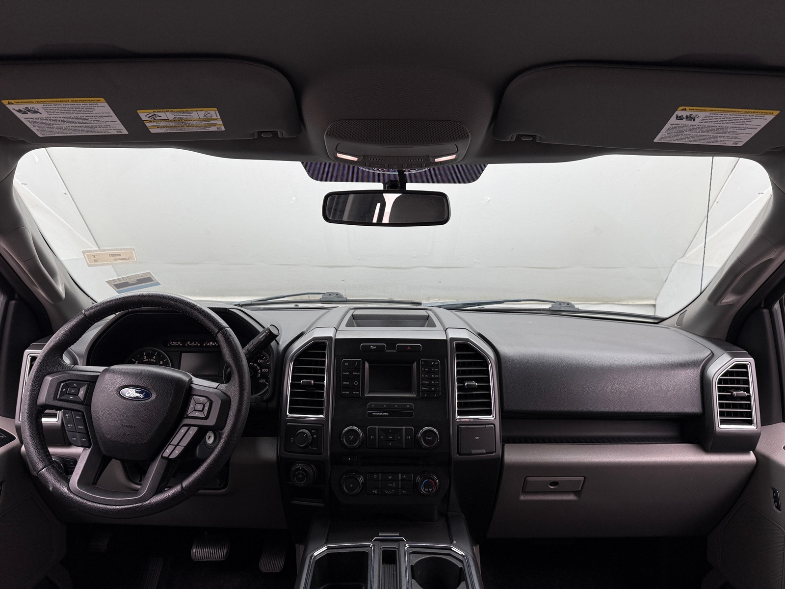 Thumbnail: 2016 Ford Econoline - 3
