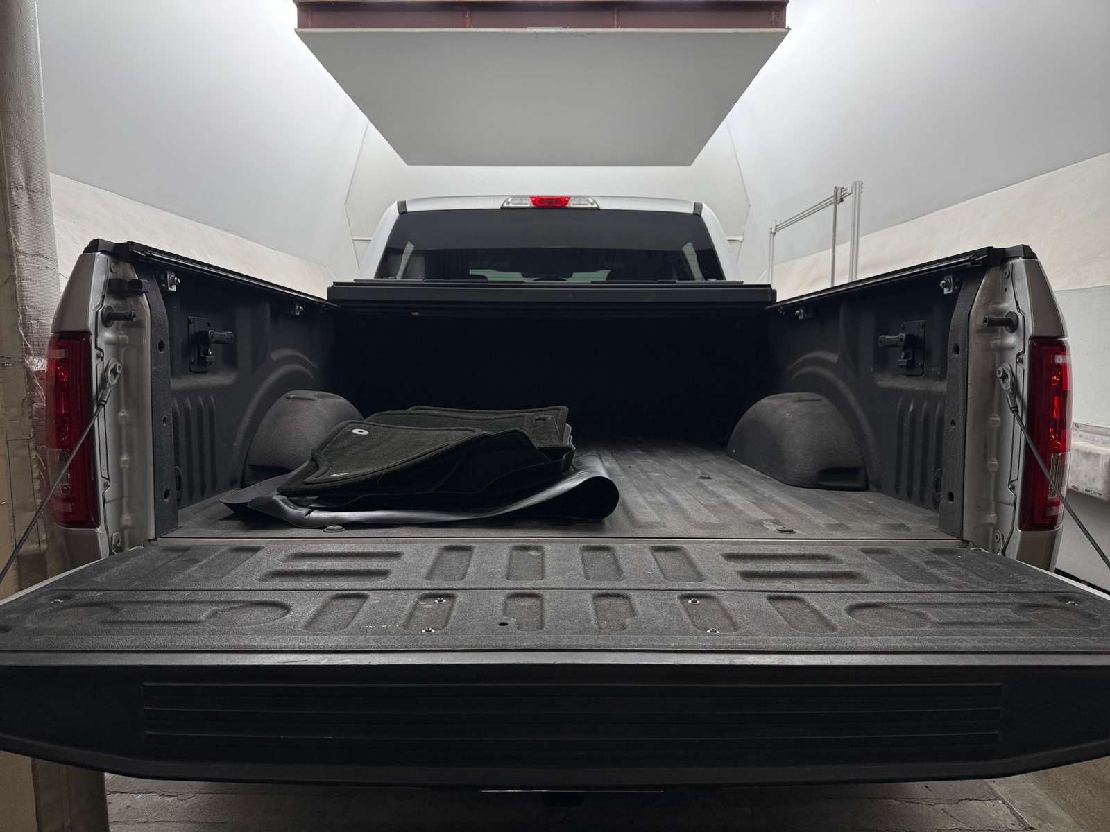 Thumbnail: 2016 Ford Econoline - 7