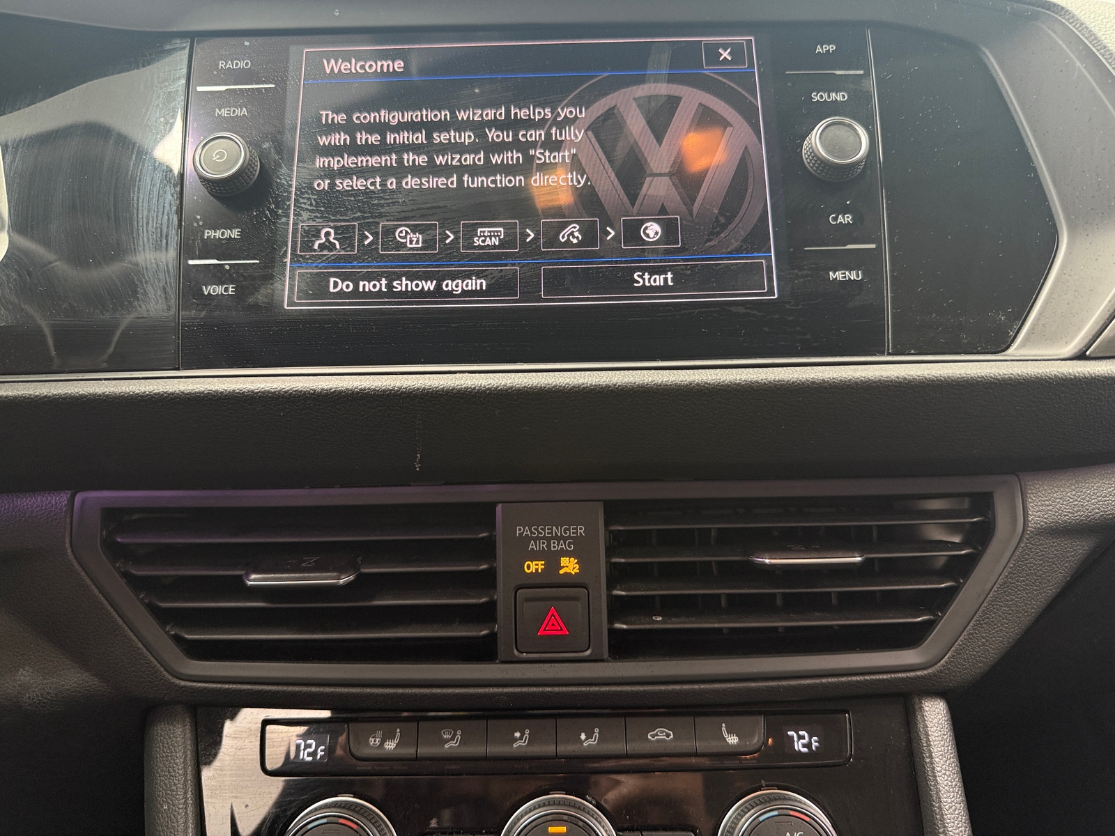 Thumbnail: 2020 Volkswagen Jetta - 3