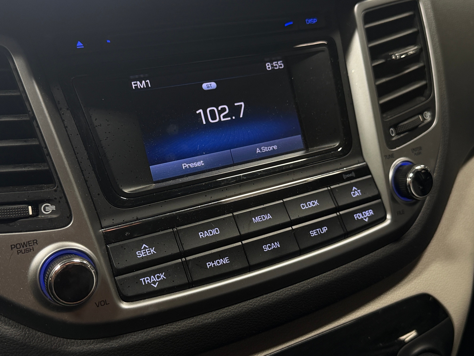 Thumbnail: 2017 Hyundai Tucson - 4