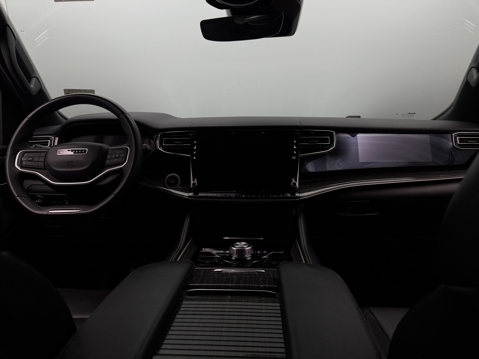 Thumbnail: 2022 Jeep Wagoneer - 2