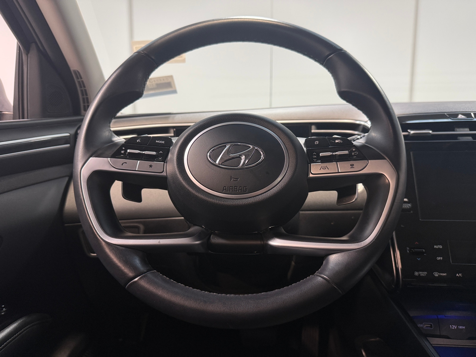 Thumbnail: 2022 Hyundai Tucson - 5