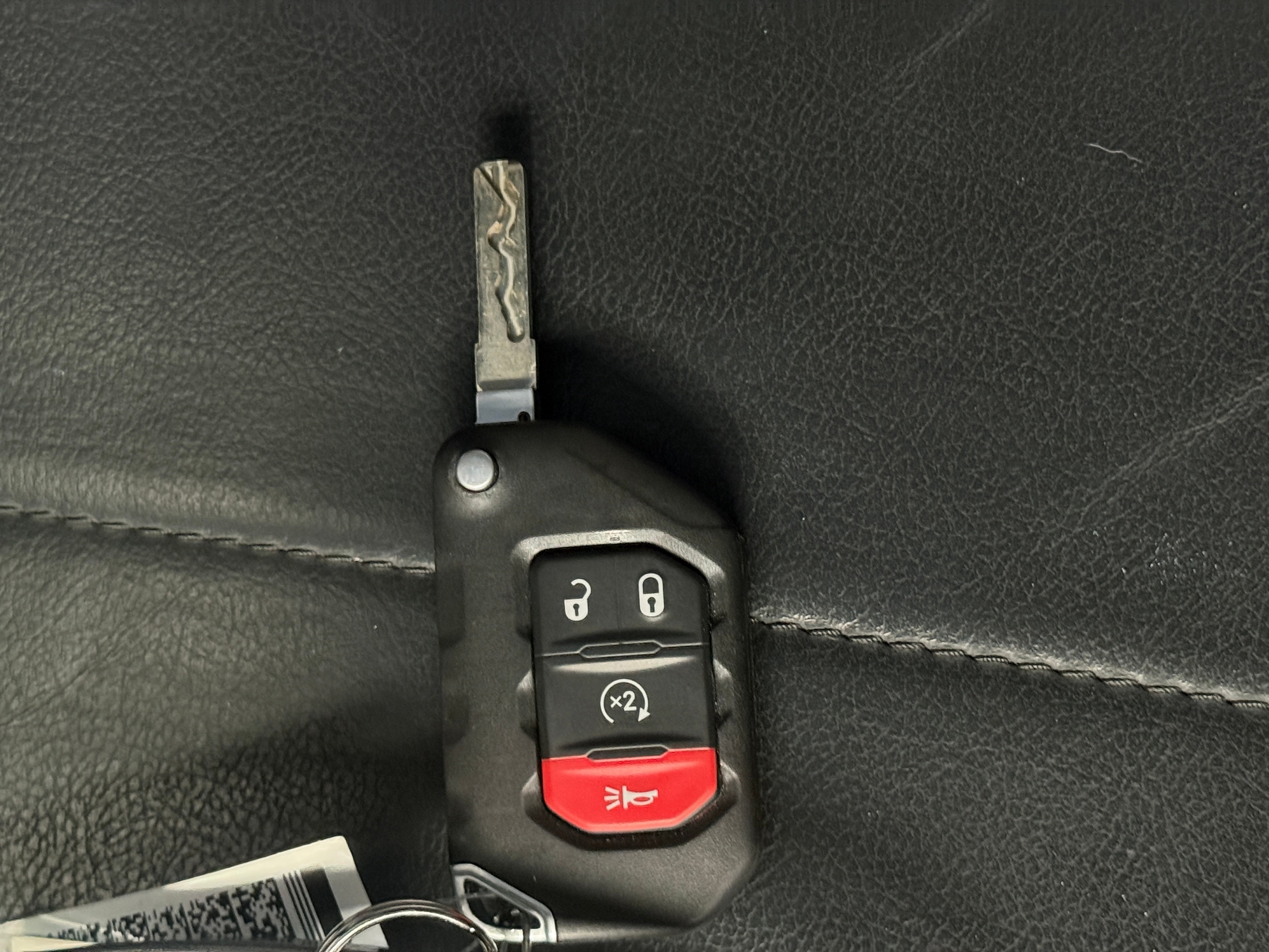 2021 Jeep Wrangler Unlimited Sahara 4XE - Photo 8