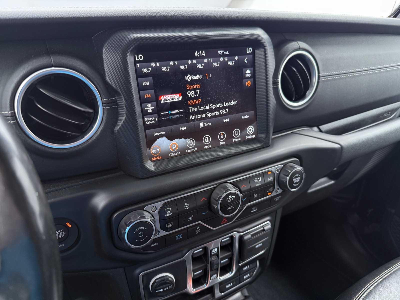 Thumbnail: 2021 Jeep Wrangler - 3