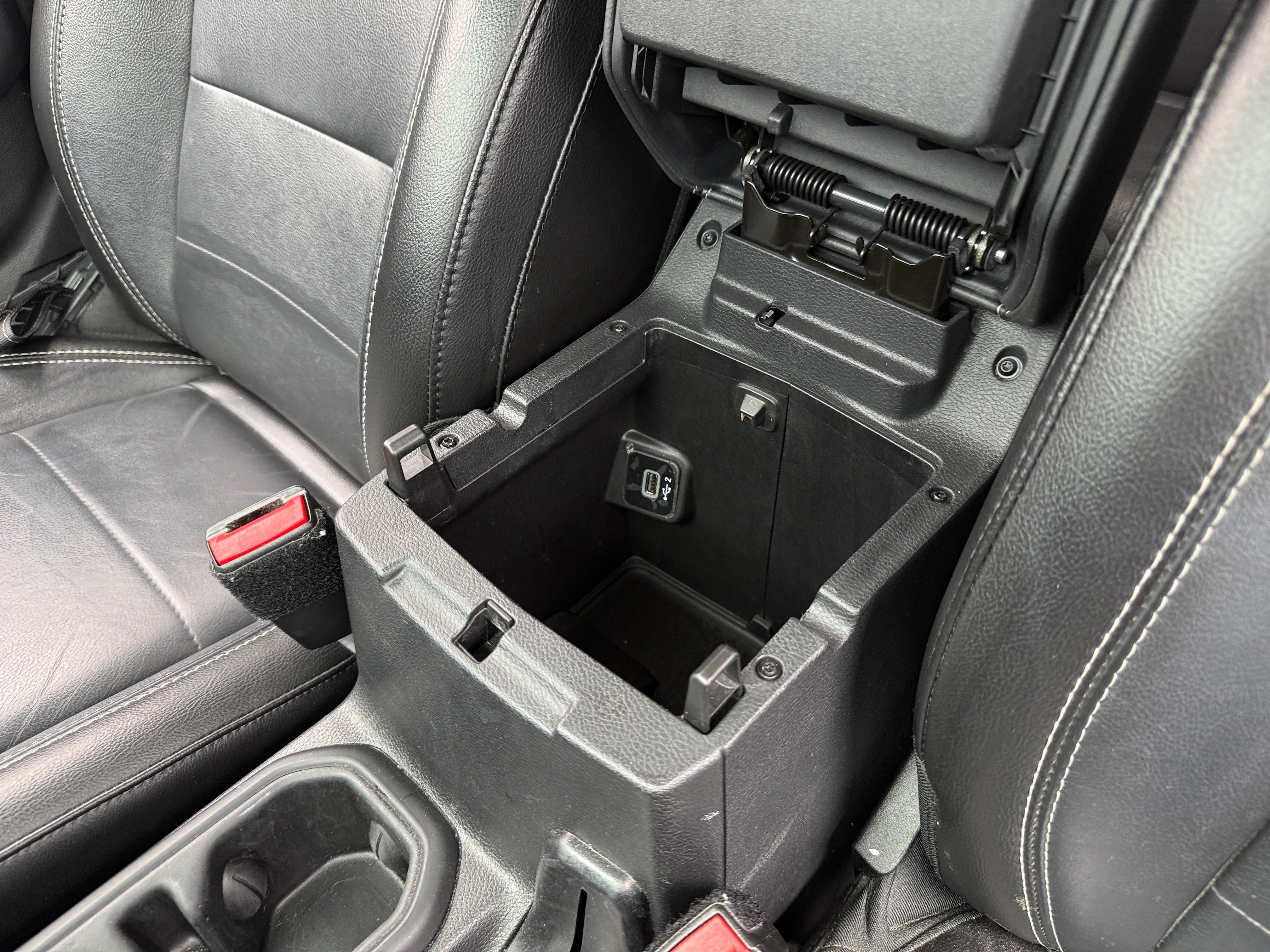 2021 Jeep Wrangler Unlimited Sahara 4XE - Photo 13