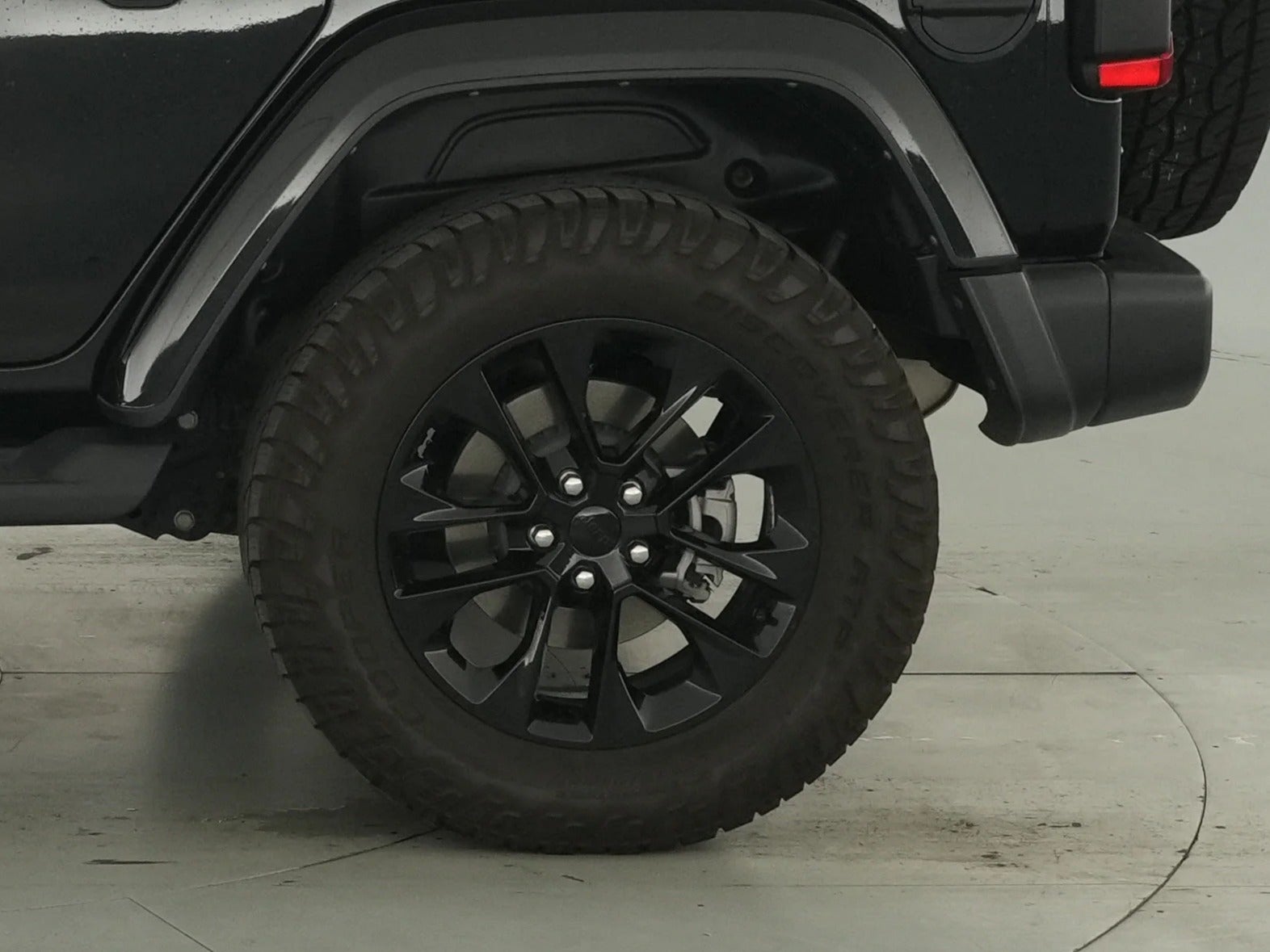 2021 Jeep Wrangler Unlimited Sahara 4XE - Photo 15
