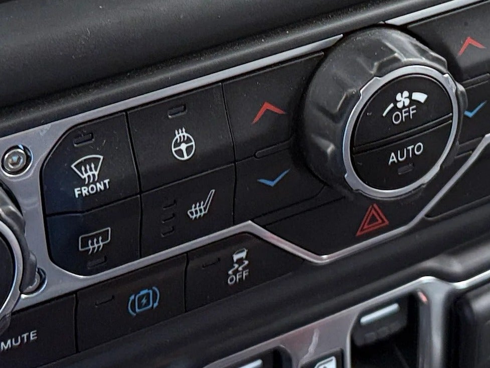 2021 Jeep Wrangler Unlimited Sahara 4XE - Photo 16