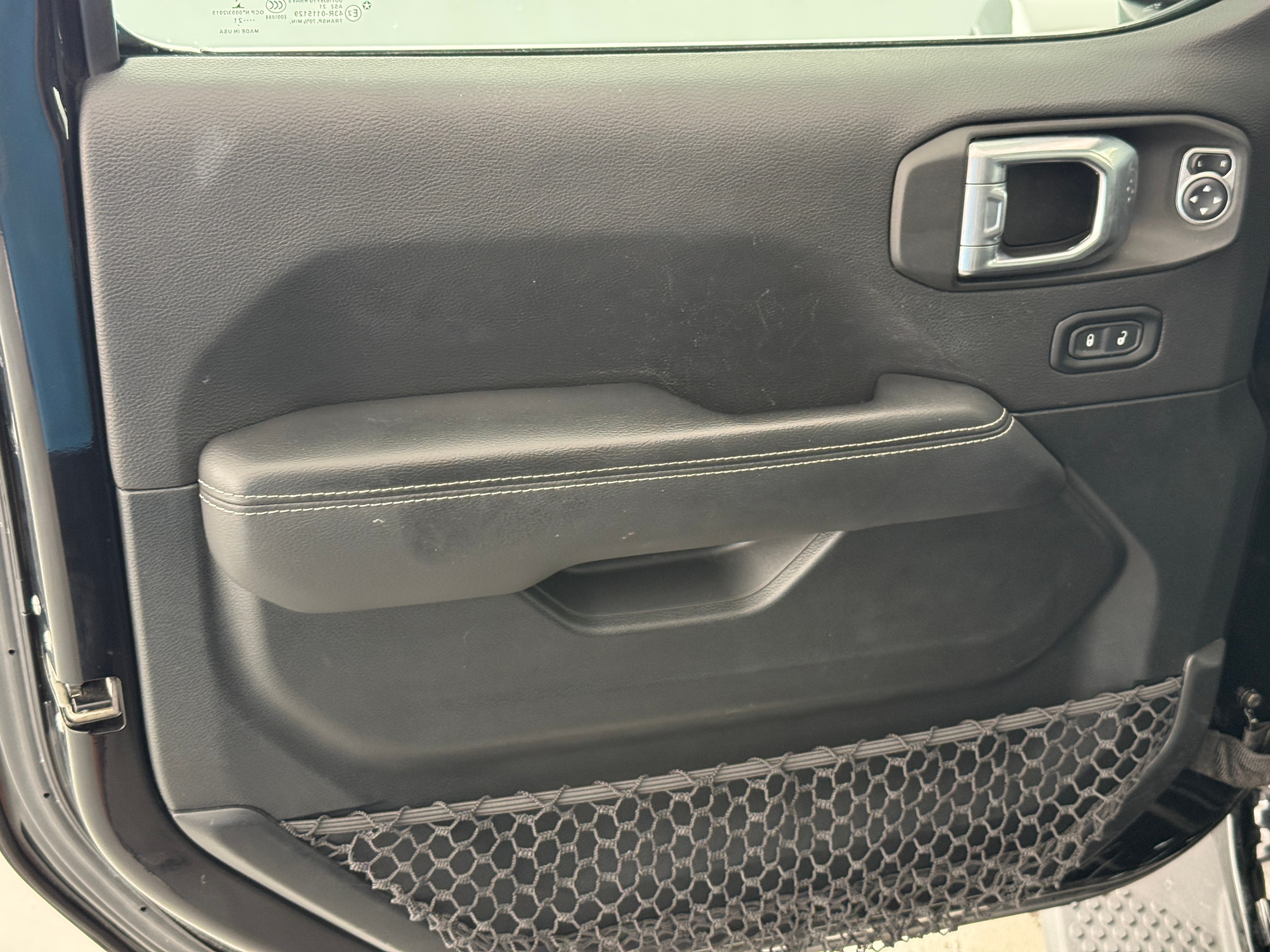 2021 Jeep Wrangler Unlimited Sahara 4XE - Photo 19