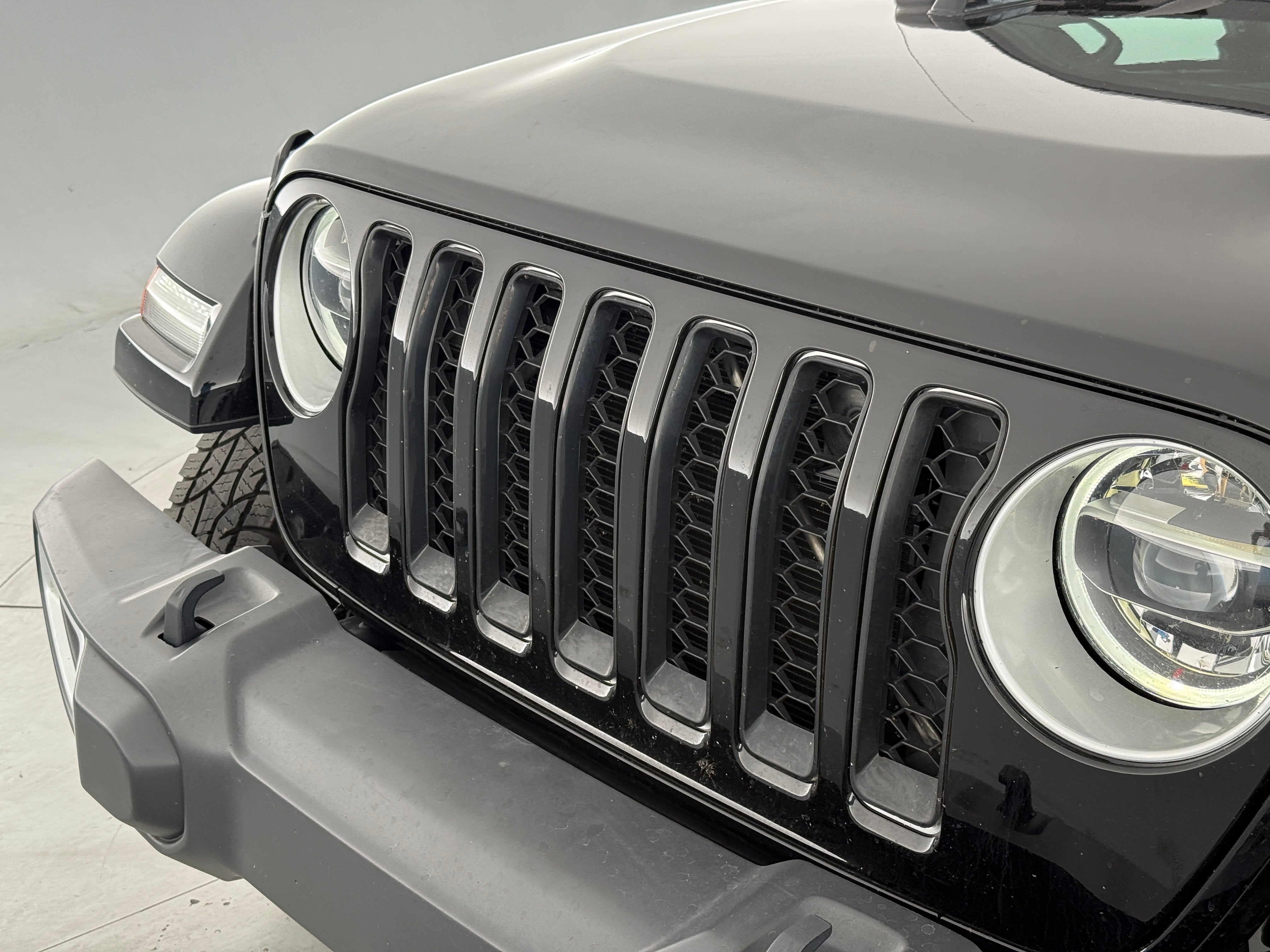 2021 Jeep Wrangler Unlimited Sahara 4XE - Photo 29