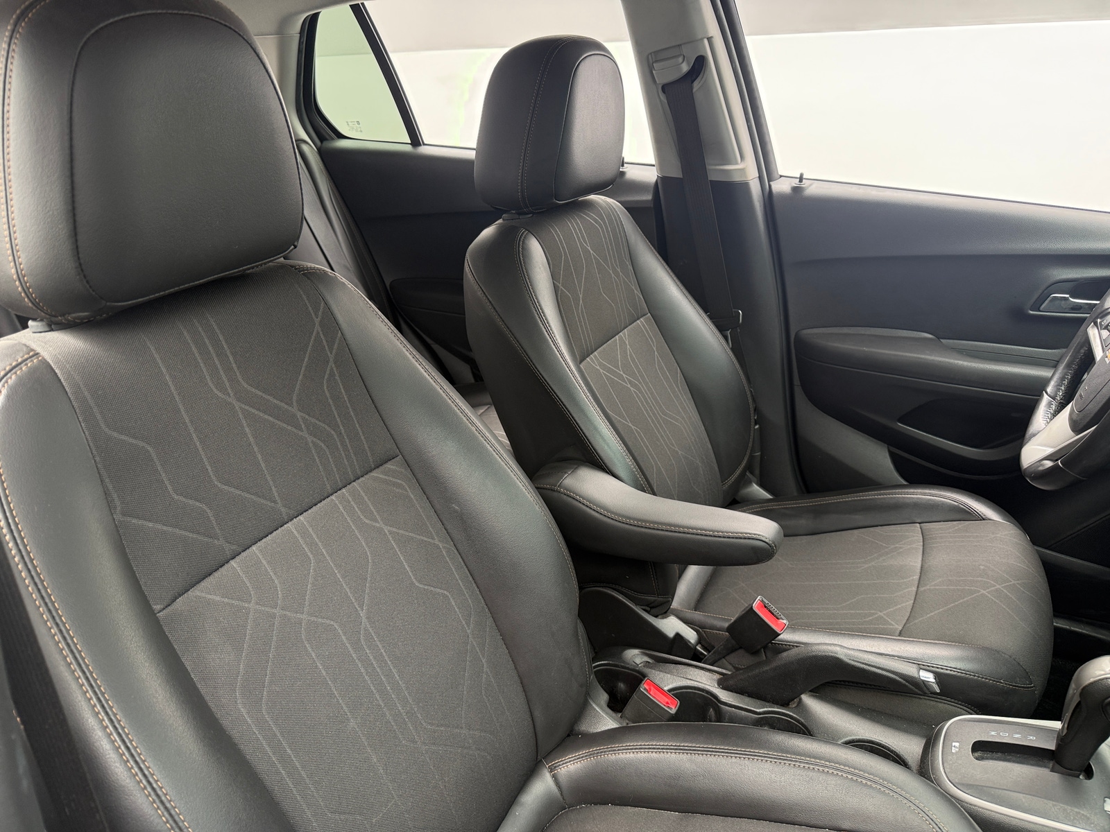 Thumbnail: 2020 Chevrolet Trax - 2