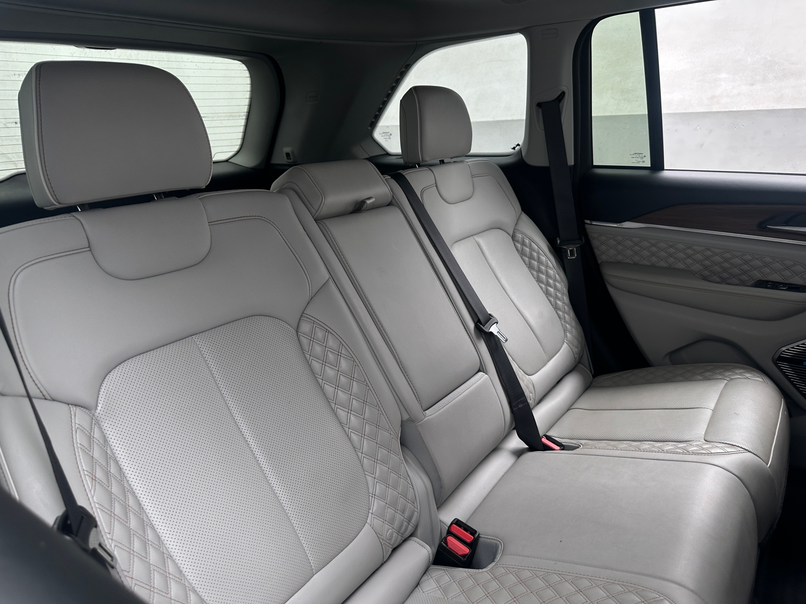 Thumbnail: 2022 Jeep Grand Cherokee - 5