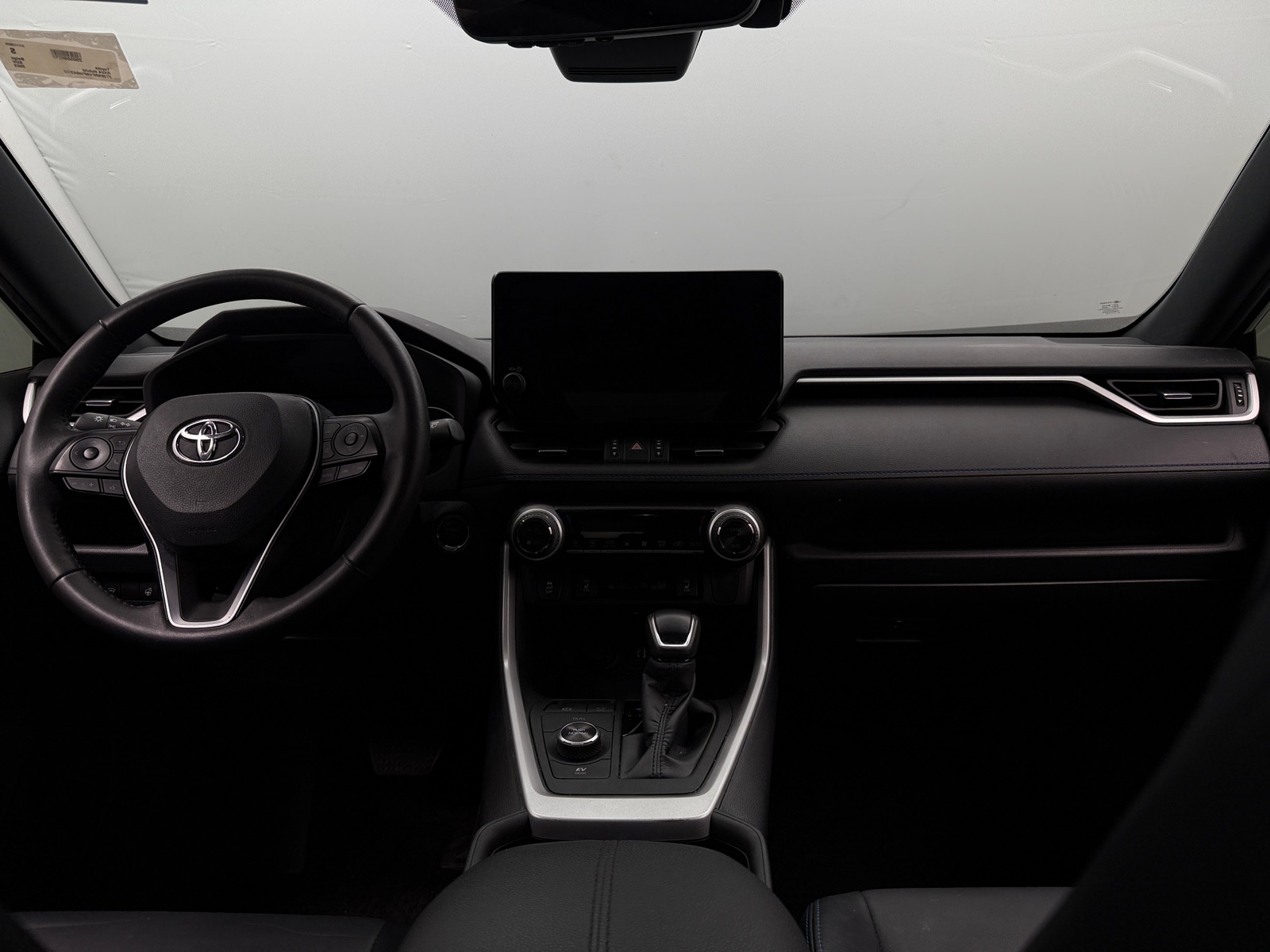 Thumbnail: 2023 Toyota RAV4 - 3
