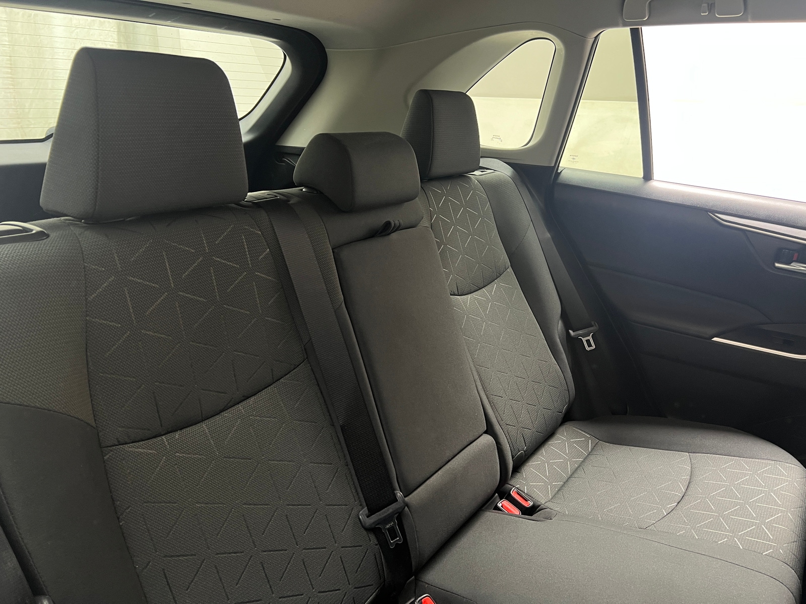 Thumbnail: 2021 Toyota RAV4 - 6