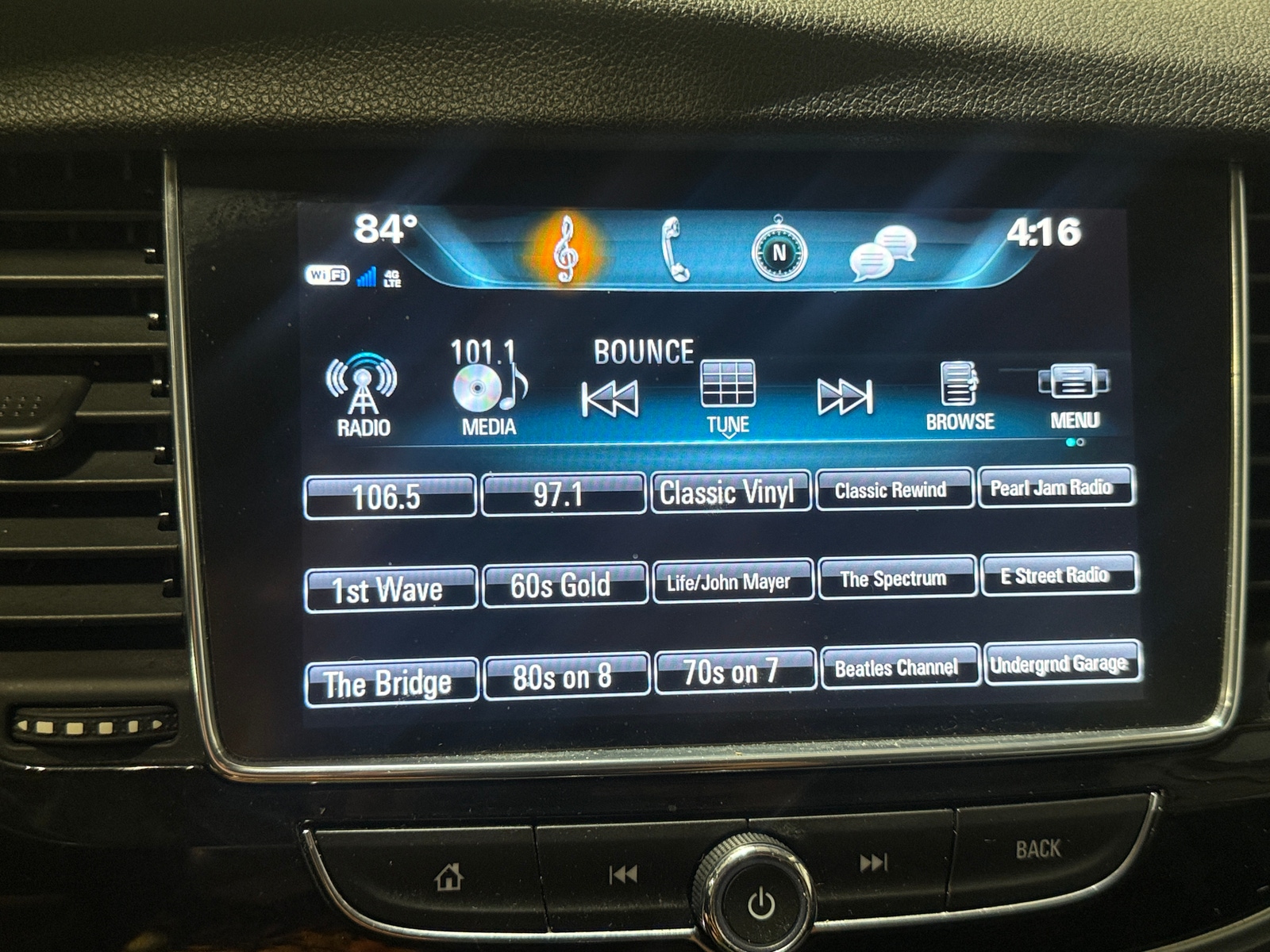 Thumbnail: 2019 Buick Encore - 4