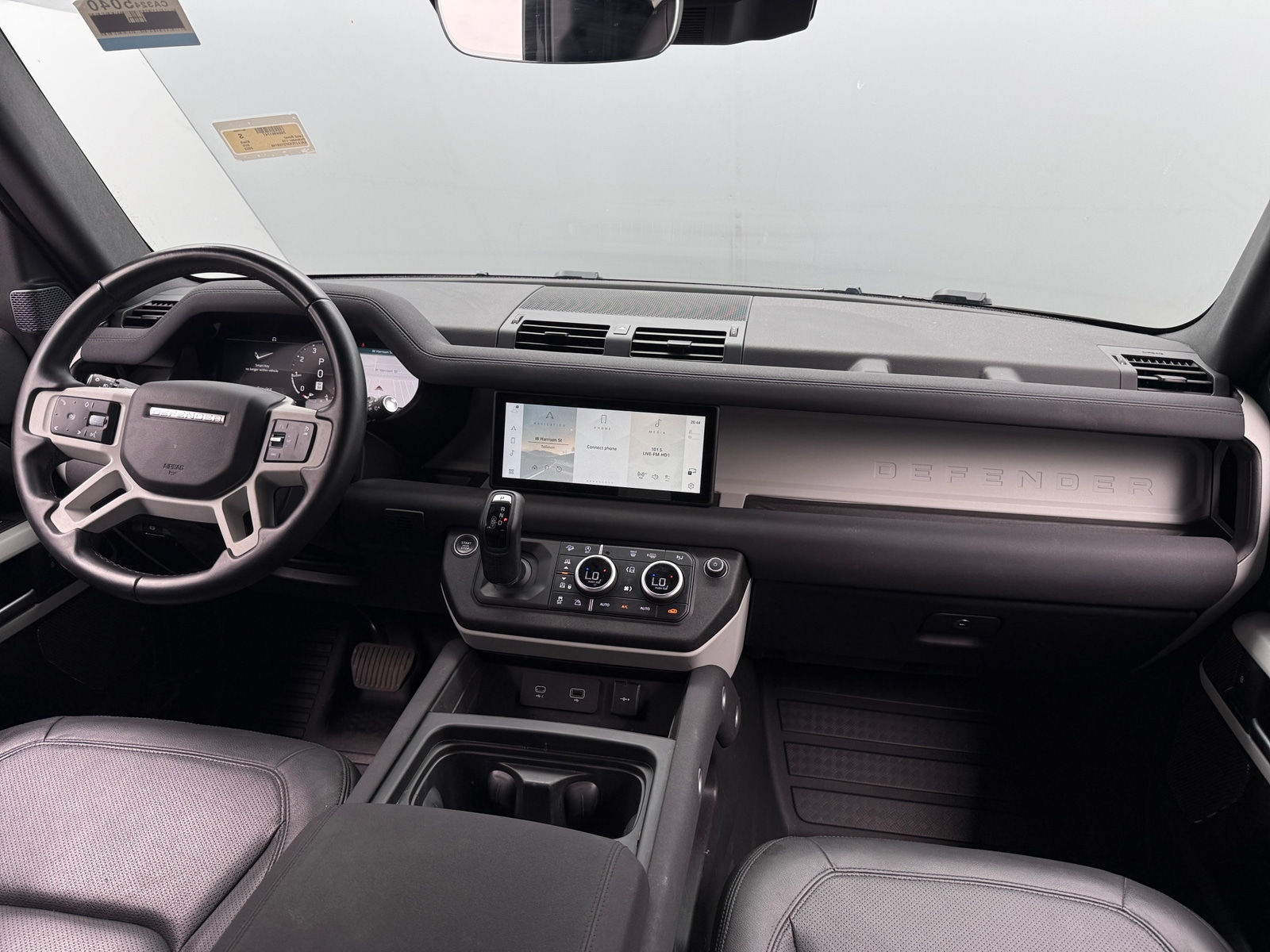 Thumbnail: 2023 Land Rover Defender - 2