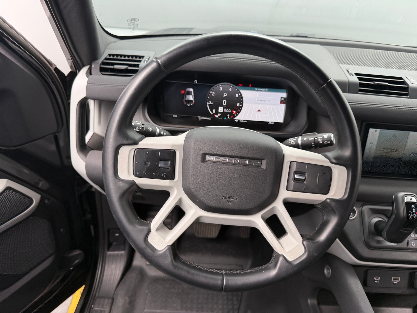 Thumbnail: 2023 Land Rover Defender - 4